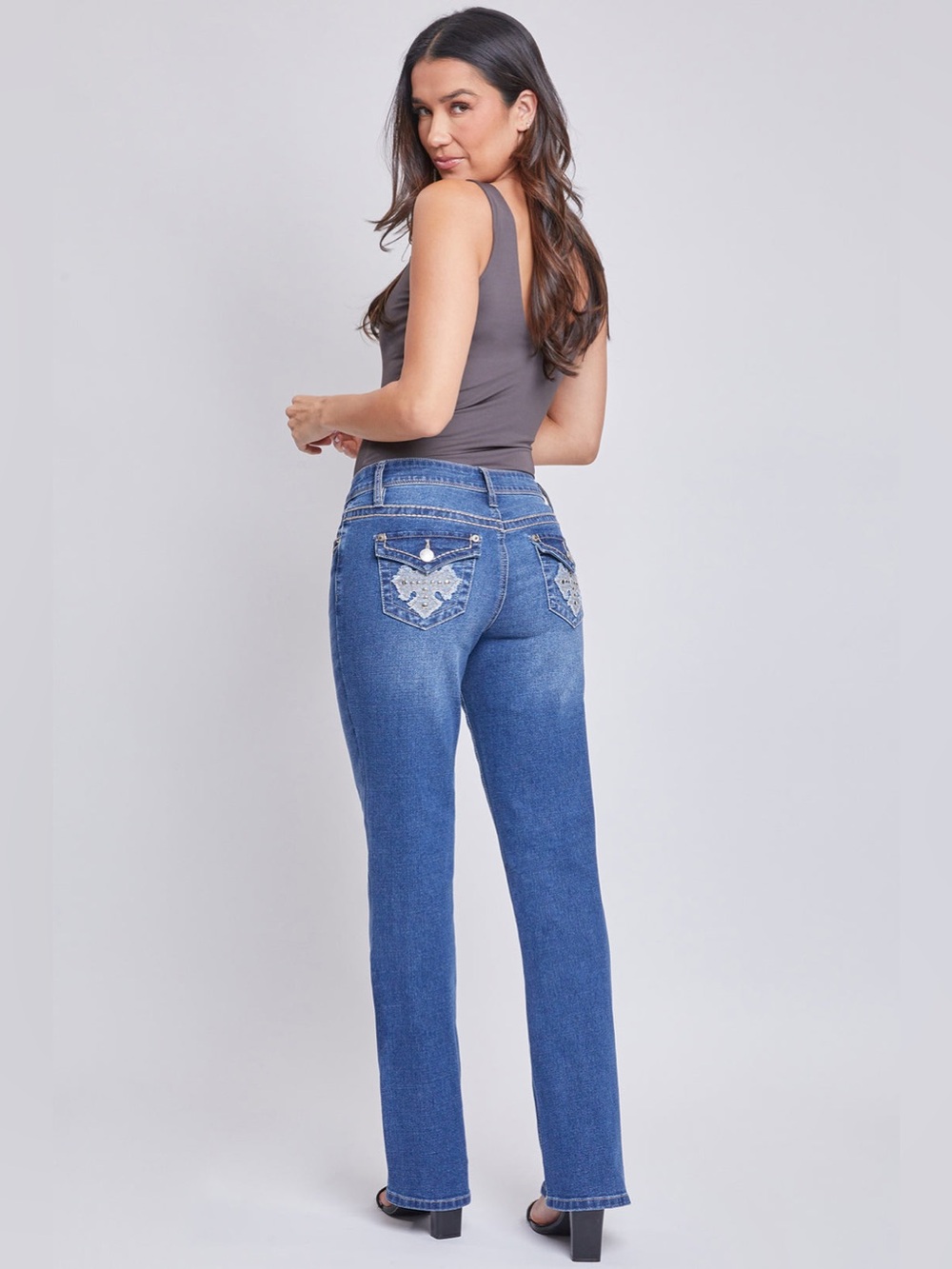 YMI ROYALTY WOMEN’S MID-RISE STUDDED CROSS FLAP POCKET BOOTCUT JEAN